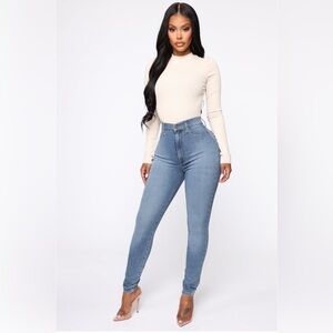 Fashion Nova high rise skinny jeans